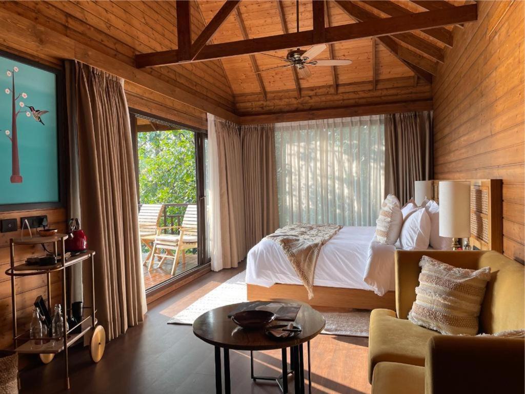 The Postcard Hideaway, Netravali Wildlife Sanctuary, Goa Otel Vichondrem Dış mekan fotoğraf