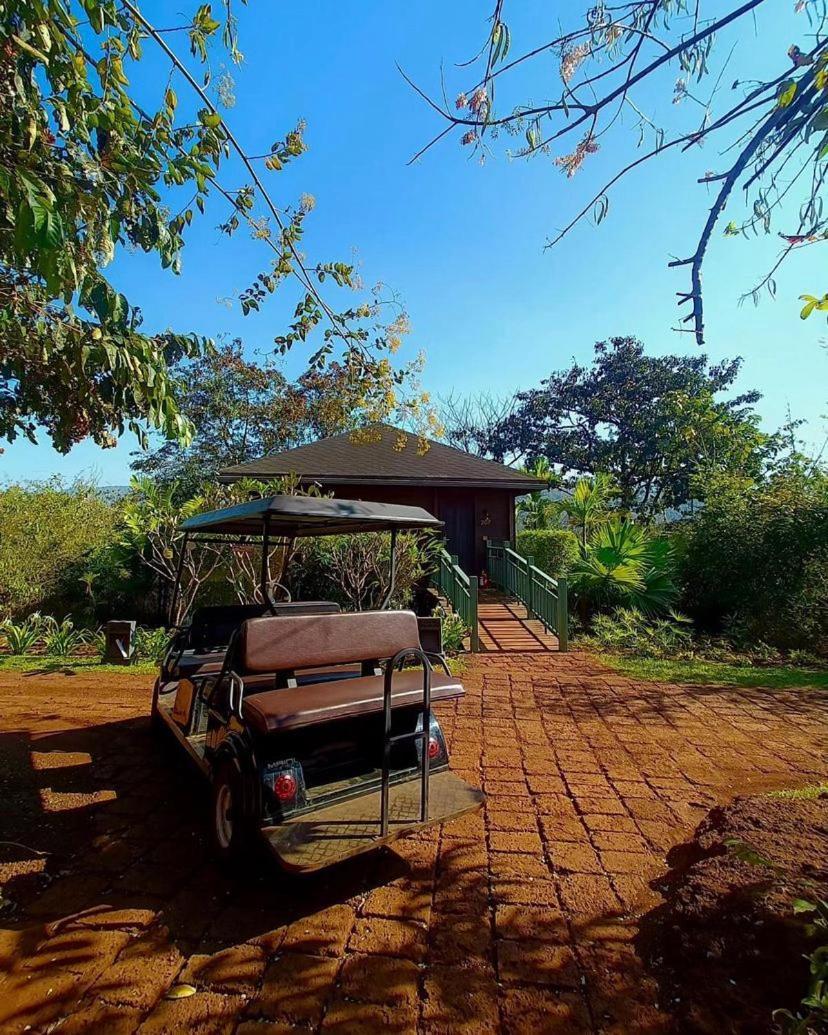 The Postcard Hideaway, Netravali Wildlife Sanctuary, Goa Otel Vichondrem Dış mekan fotoğraf